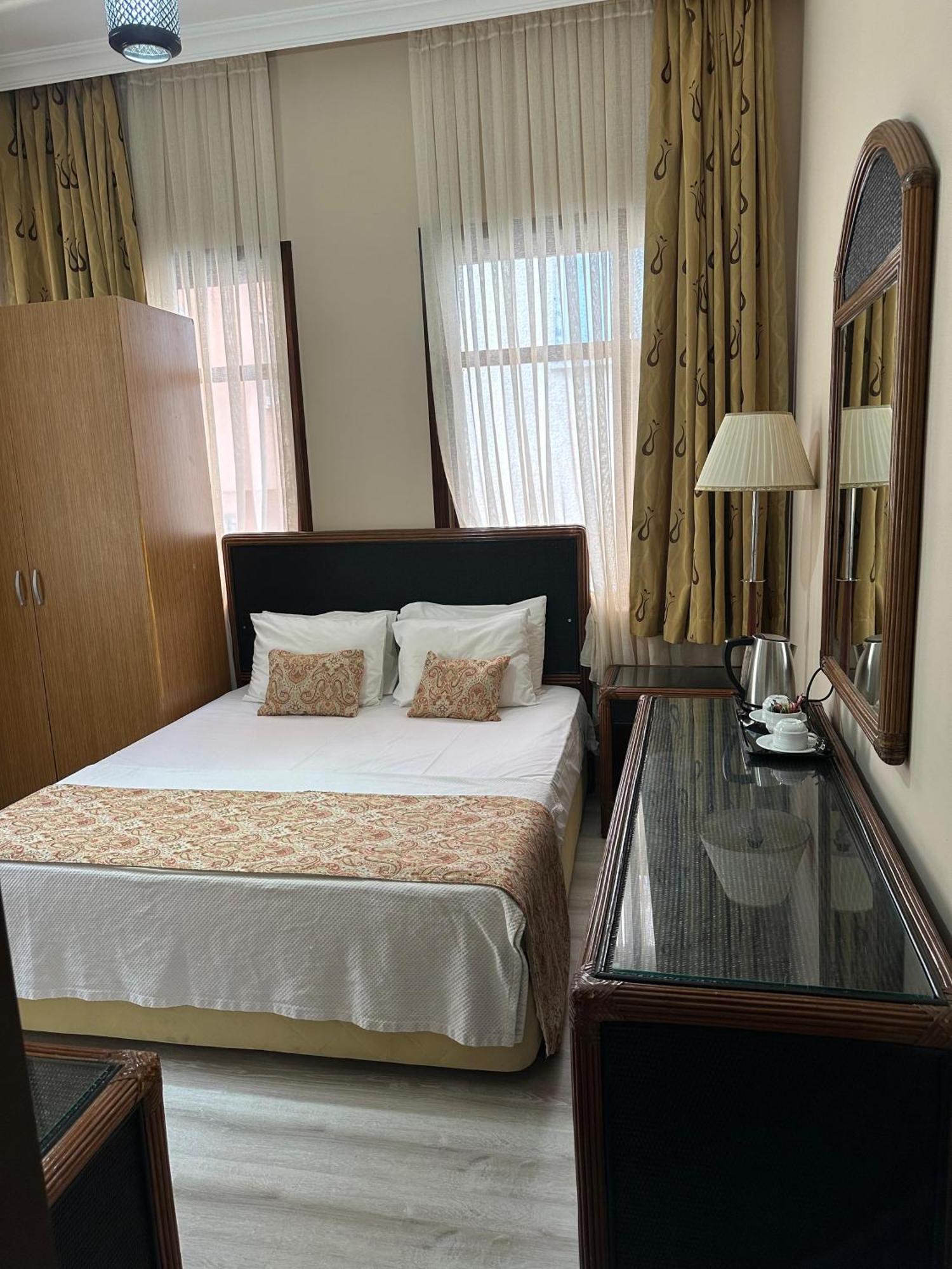 Loost Town Inn Hotel Antalya Dış mekan fotoğraf