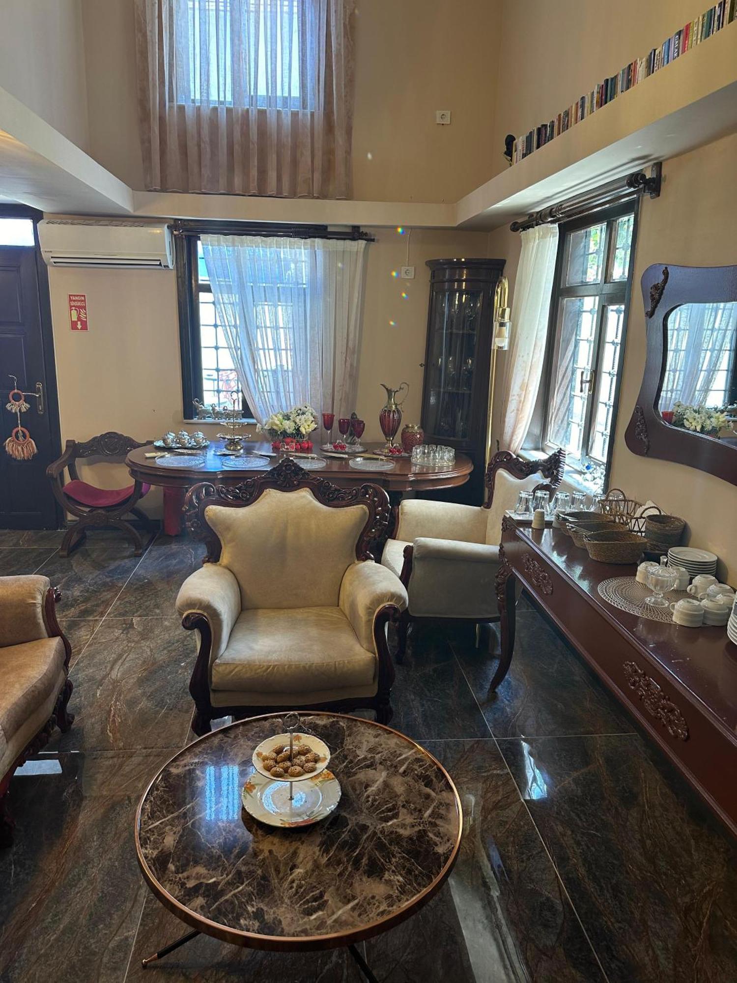 Loost Town Inn Hotel Antalya Dış mekan fotoğraf