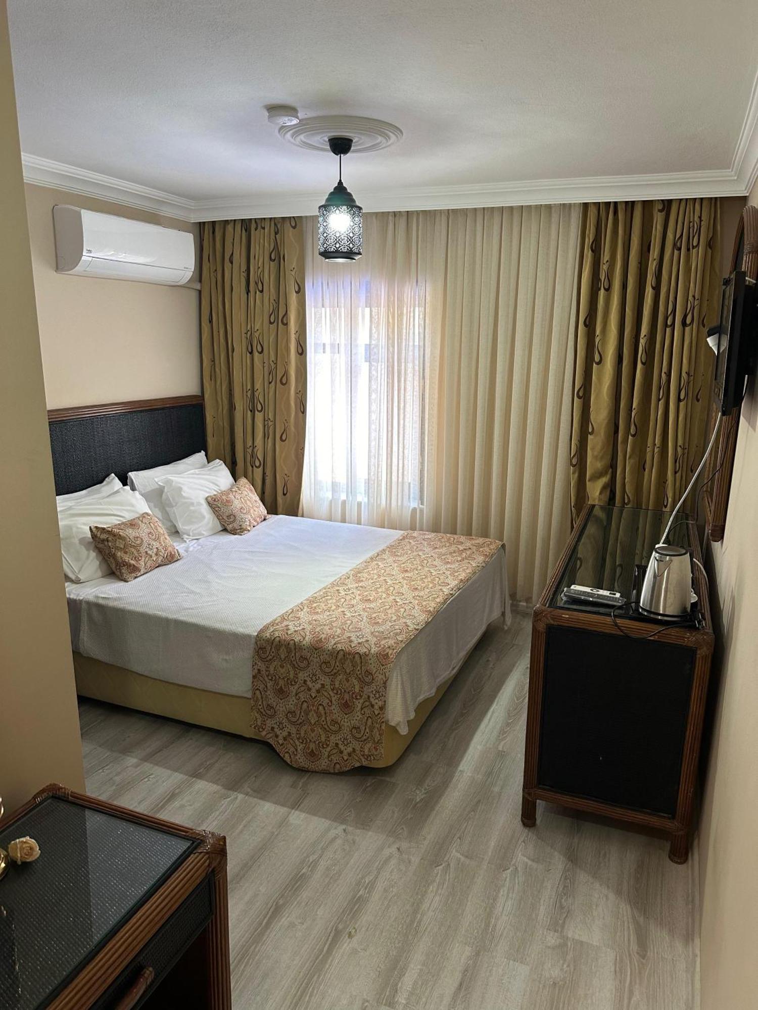 Loost Town Inn Hotel Antalya Dış mekan fotoğraf